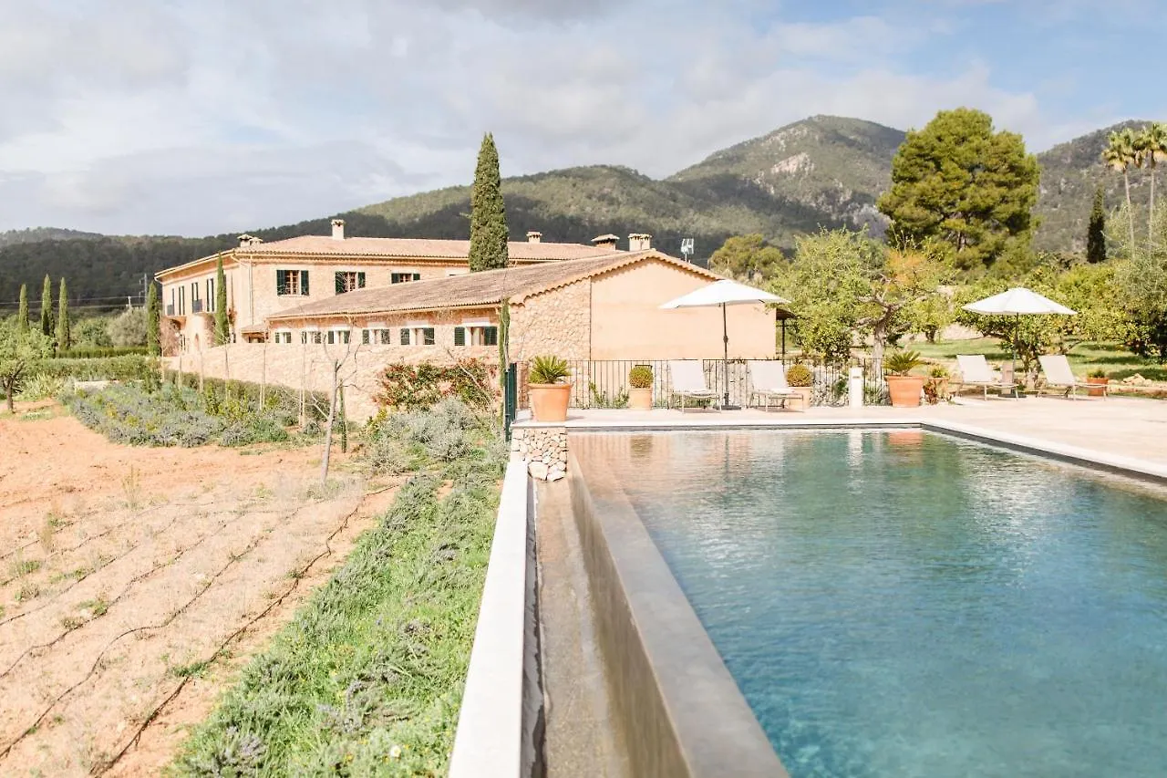 Finca Es Cabas Santa Maria del Cami  Maison d'hôtes